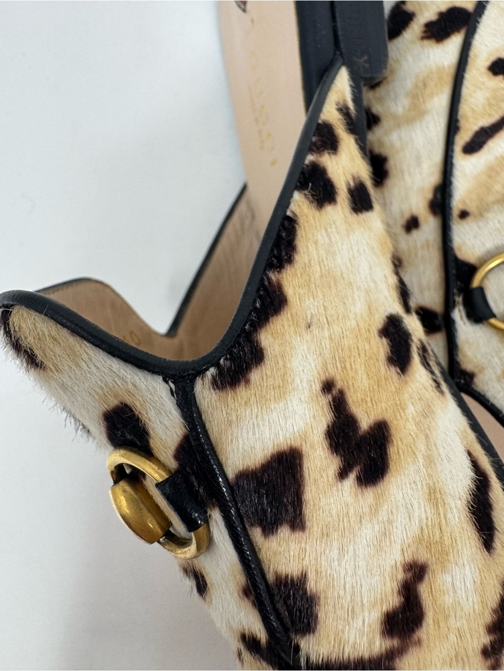 Gucci Princetown Horsebit Mules - Leopard Calf
Hair - Size 38.5 IT - Picture 11 of 15